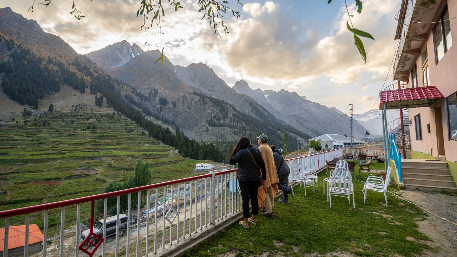Gilgit Baltistan Tour